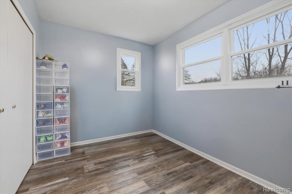 5647 Owosso Road, Fowlerville, MI 48836 — Photo 17