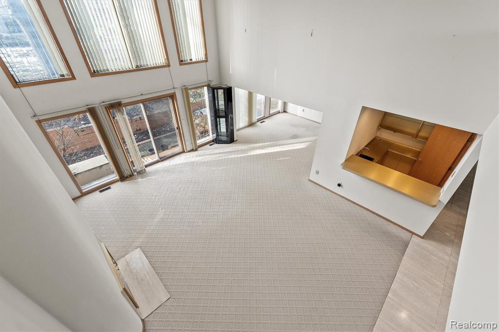 5322 Pond Bluff Drive, West Bloomfield, MI 48323 — Photo 23