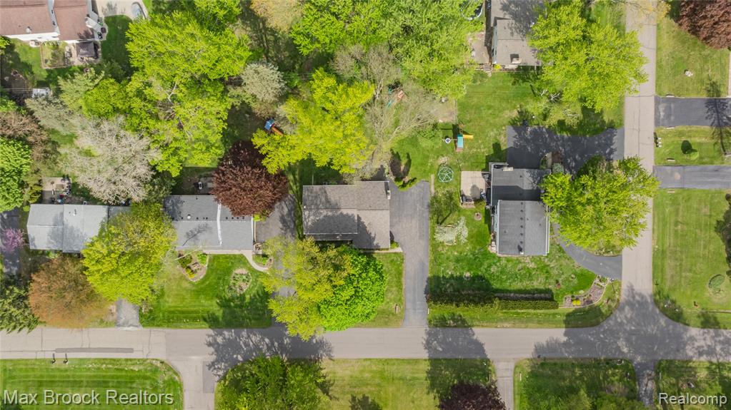 7011 Heather Heath, West Bloomfield, MI — Photo 64