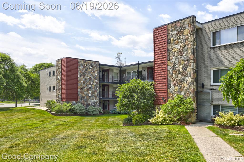 4345 Crooks Road, 4, Royal Oak, MI 48073 — Photo 34