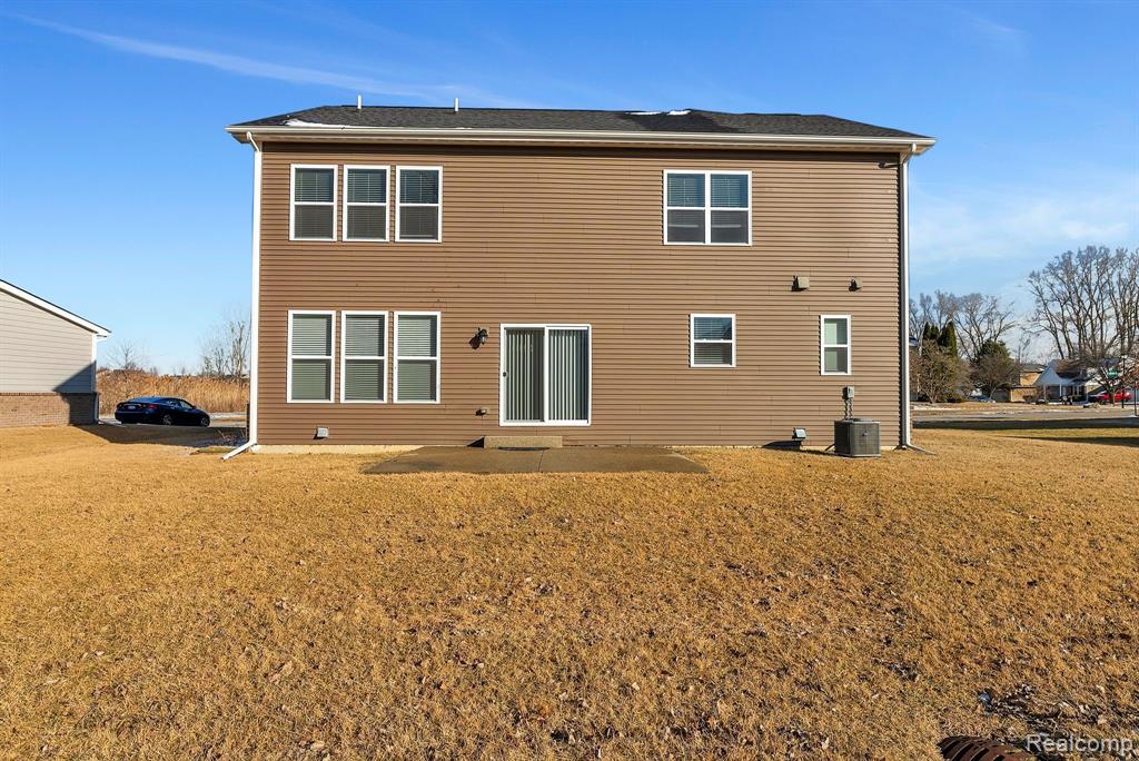 2019 WILTSHIRE Drive, Superior, MI 48198 — Photo 41