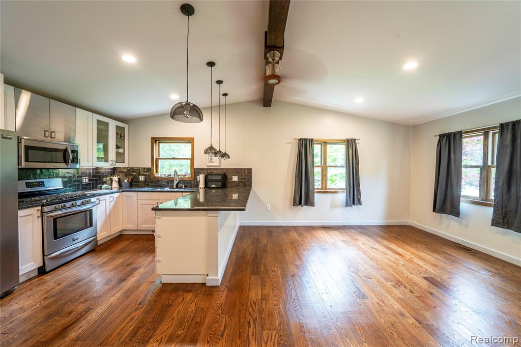 12100 Wilson Drive, Carleton, MI 48117 — Photo 36