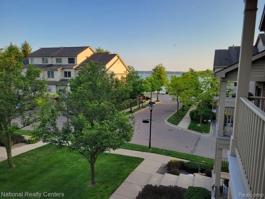 128 Sandy Lane, Walled Lake, MI 48390 — Photo 2