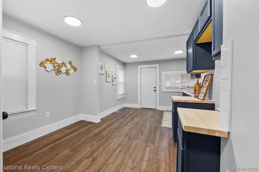 3917 Bewick Street, Detroit, MI 48214 — Photo 11