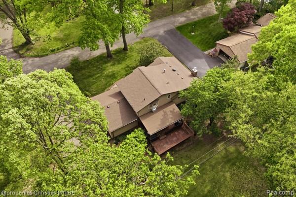 6884 Aeroview Street, West Bloomfield, MI 48324 — Photo 43