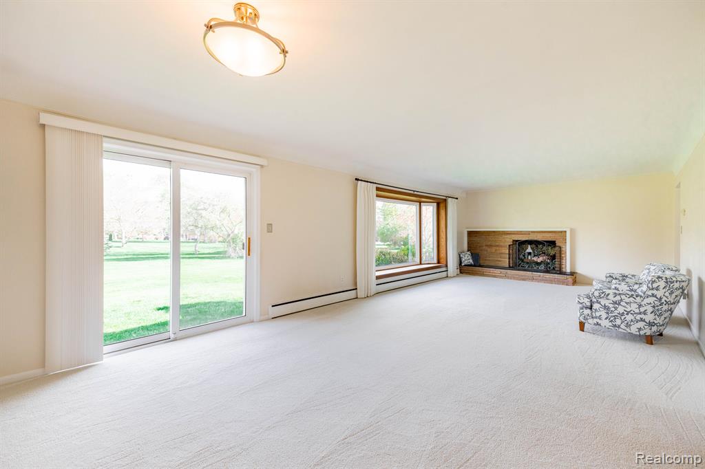 868 HELSTON Road, Bloomfield Hills, MI 48304 — Photo 14