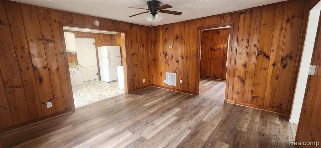 9952 RIVERVIEW, Pinckney, MI 48169 — Photo 12