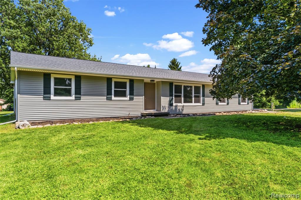 9200 Hickory Ridge Road, Holly, MI 48442 — Photo 3