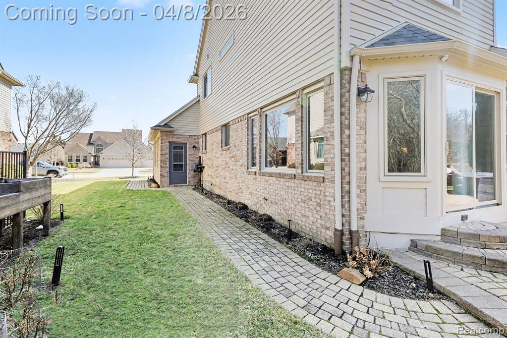 33292 Mallard Drive, Rockwood, MI — Photo 35