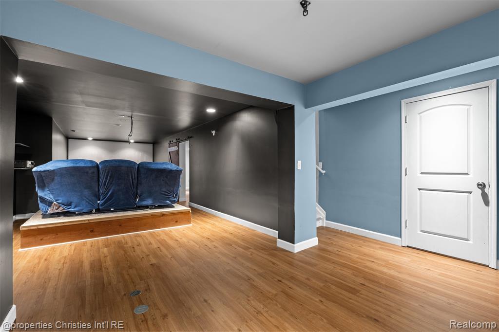 9670 Wexford Drive, Ypsilanti, MI 48198 — Photo 48