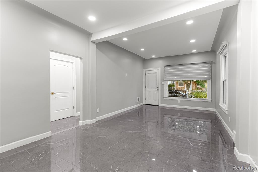 4736 Curtis Street, Dearborn, MI 48126 — Photo 7