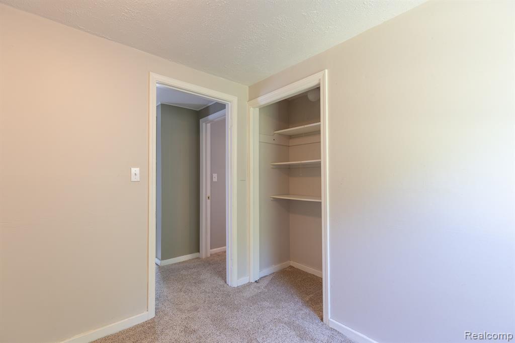 7950 ISLAND Boulevard, Grosse Ile, MI 48138 — Photo 23
