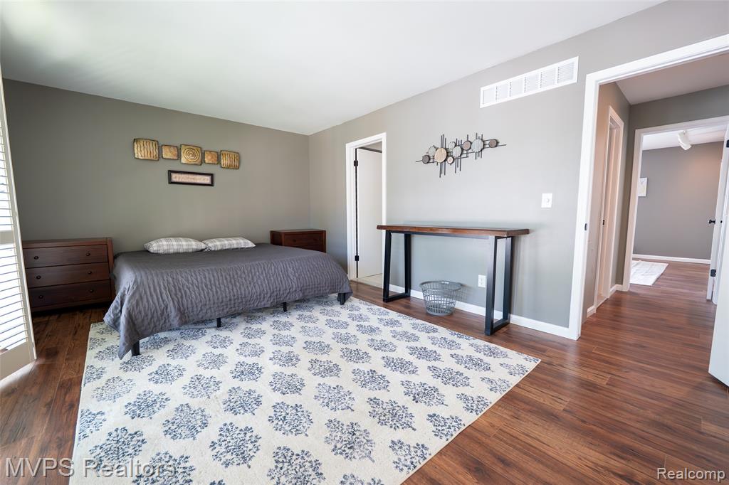 804 S Oak Brook Ridge Drive, 149, Rochester Hills, MI 48307 — Photo 20