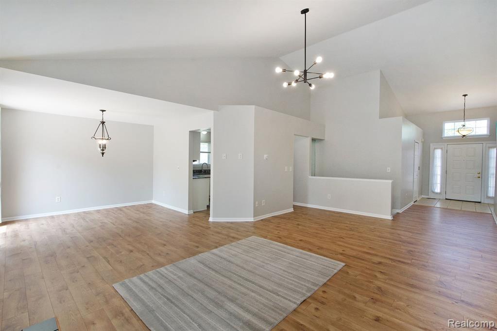 3381 CROMWELL Road, Ann Arbor, MI 48105 — Photo 8