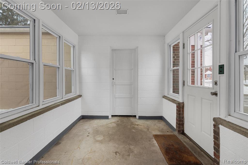 6821 N Lafayette Street, Dearborn Heights, MI 48127 — Photo 34