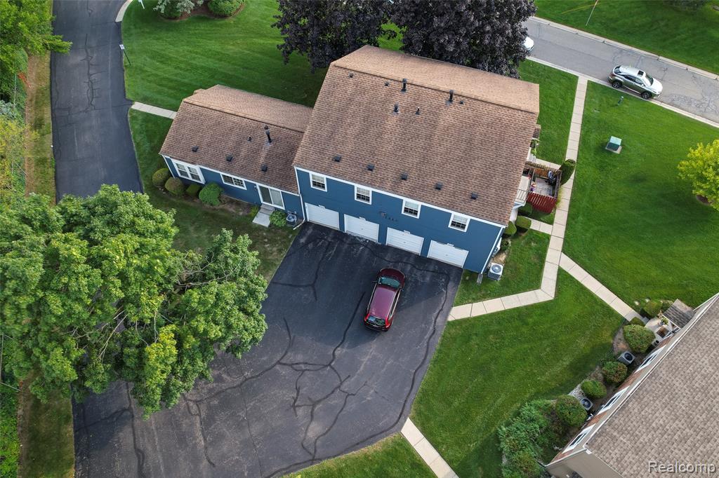 23404 N Rockledge, Novi, MI — Photo 25