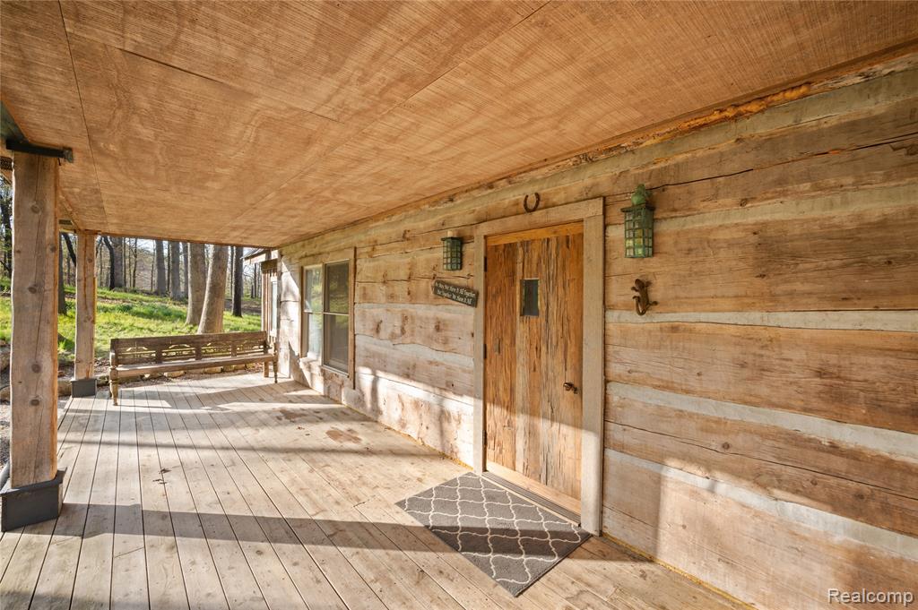 1653 INDIAN GARDEN Lane, Milford, MI 48380 — Photo 6