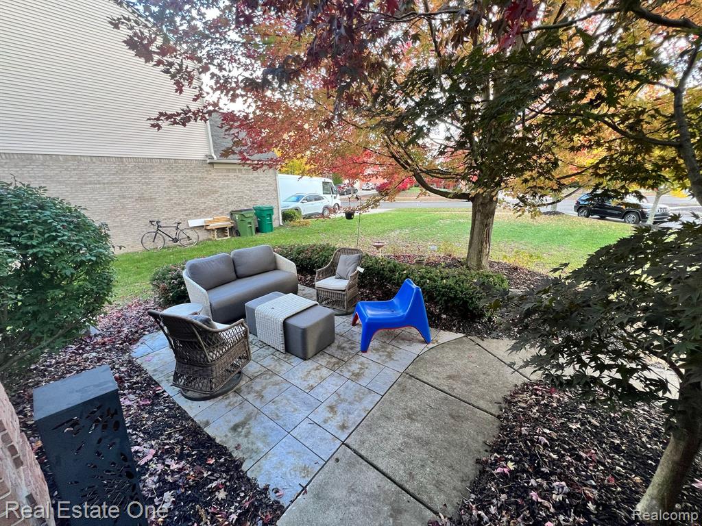 49325 E Central Park, Shelby Twp, MI 48317 — Photo 12