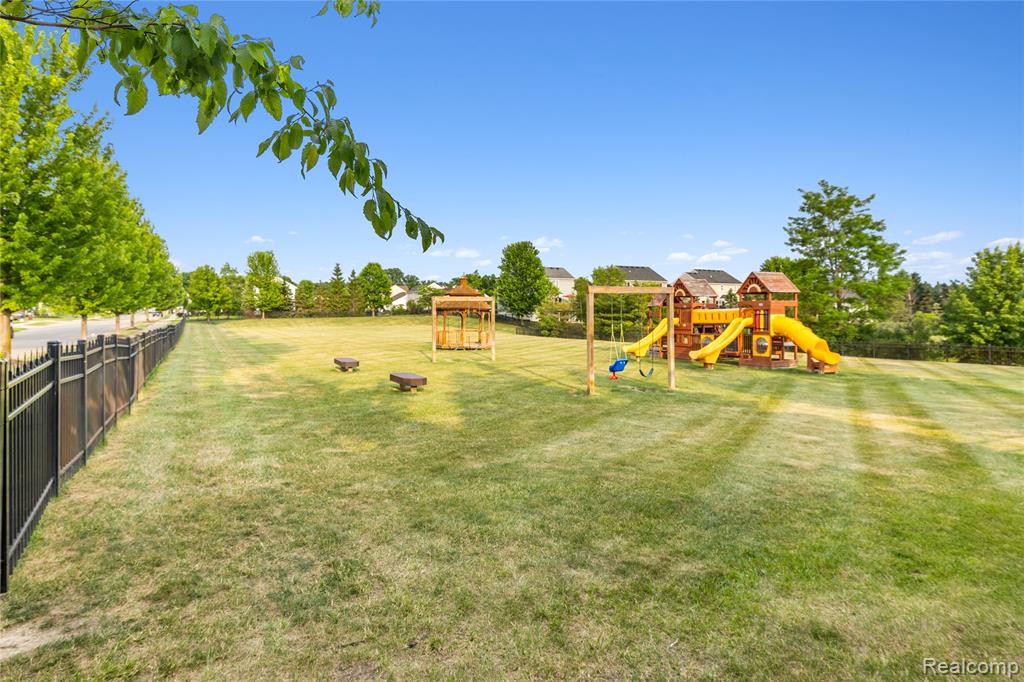 4158 Pepper Tree Lane, Howell, MI 48843 — Photo 45
