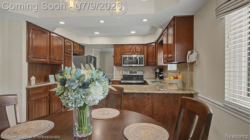 8731 Paulina Drive, Sterling Heights, MI 48312 — Photo 25