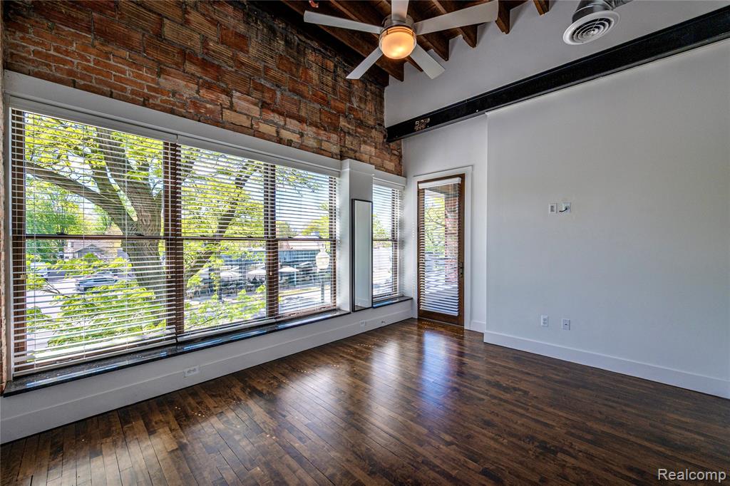 922 N Main Street, Royal Oak, MI 48067 — Photo 17