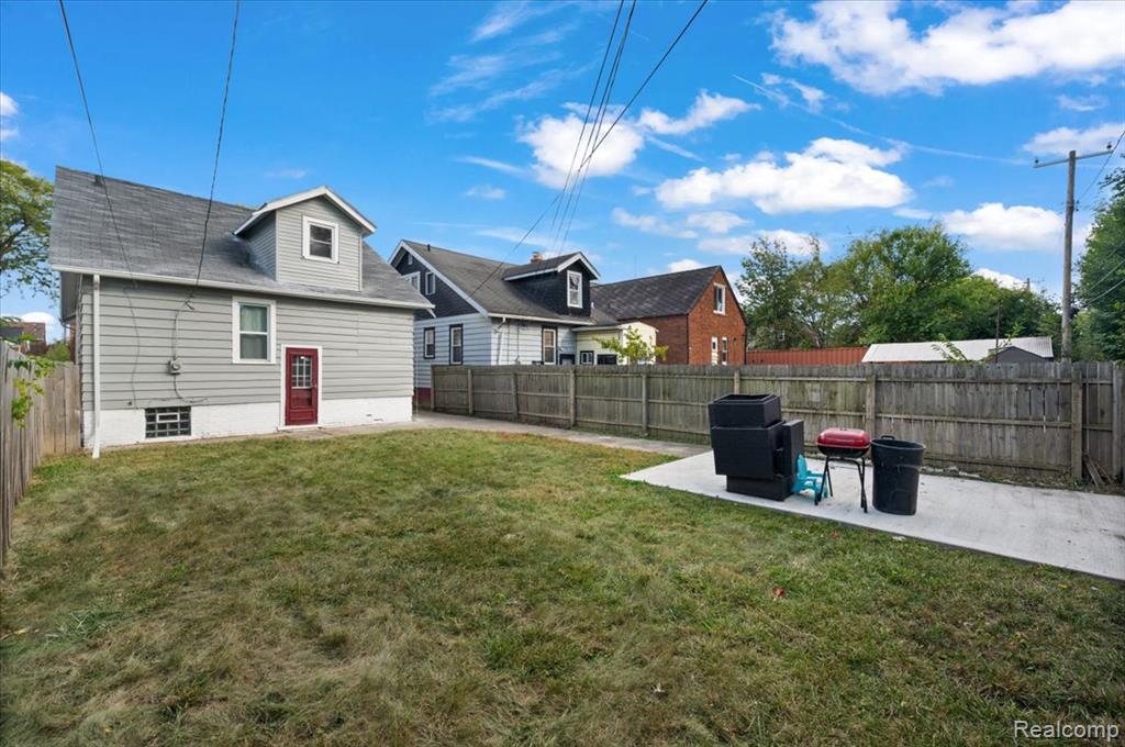 13581 Cloverlawn Street, Detroit, MI 48238 — Photo 21