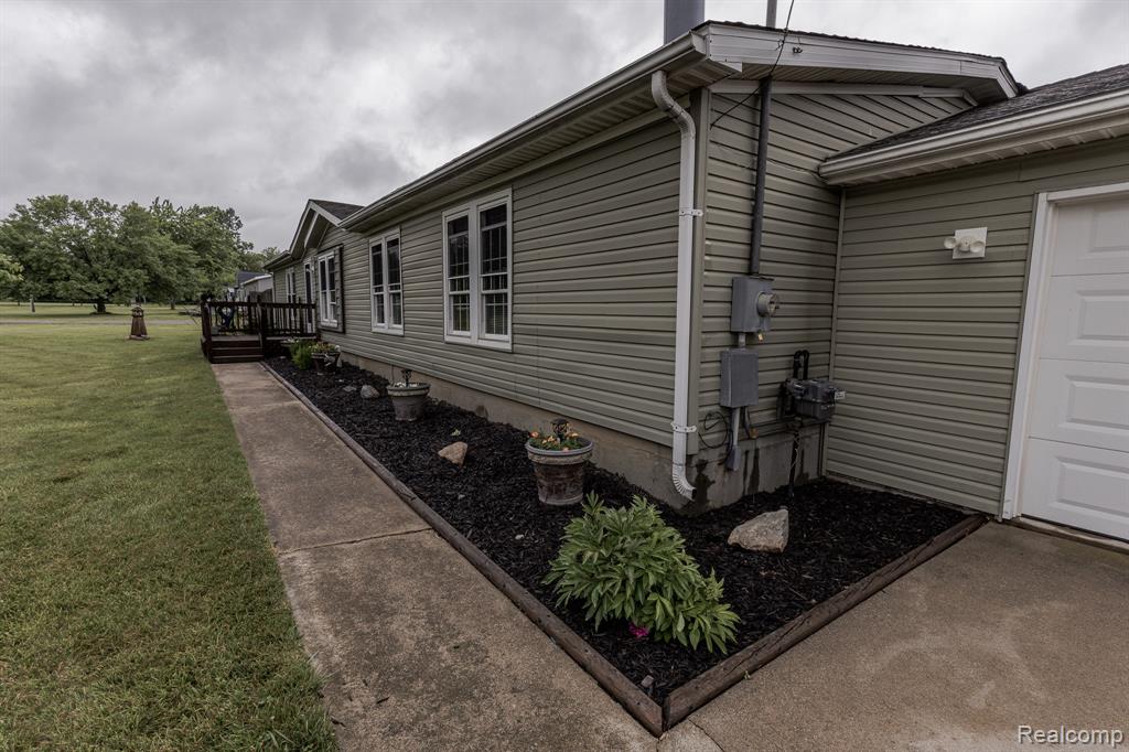 7280 N Bray Road, Mount Morris, MI 48458 — Photo 3