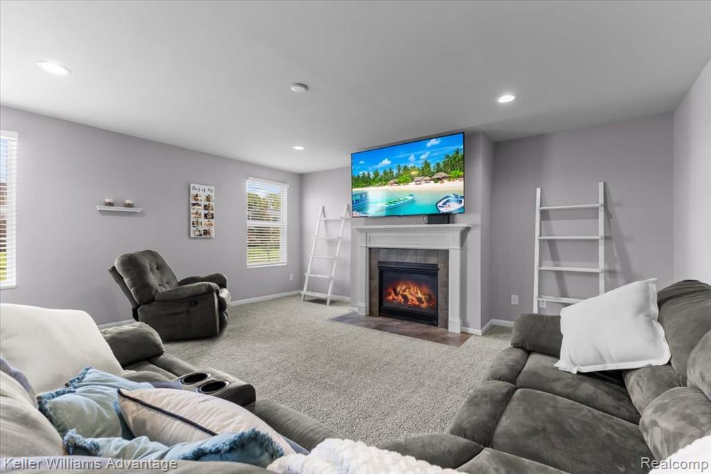 8228 Quincy Drive, Westland, MI — Photo 9