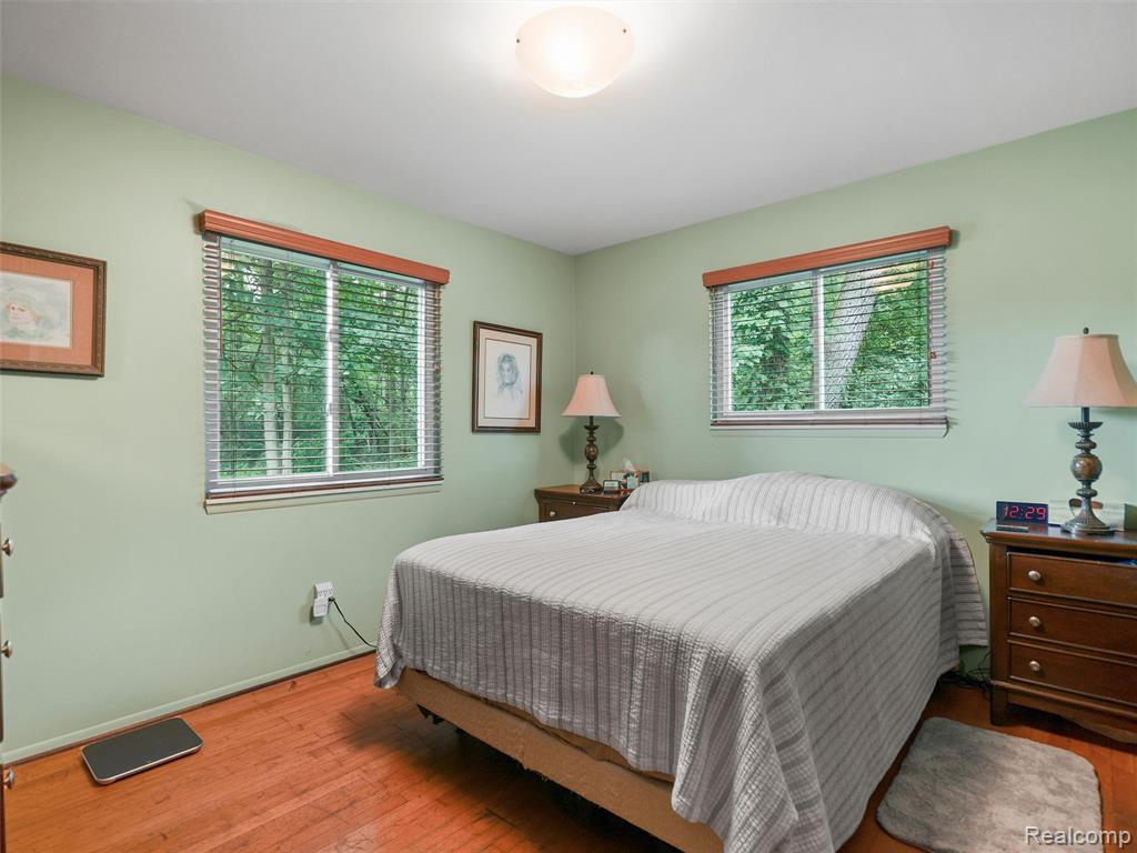 46275 W 11 Mile Rd, Novi, MI — Photo 35