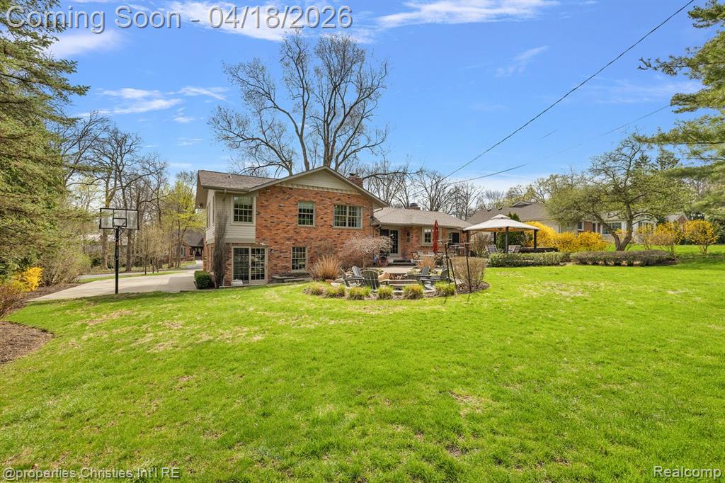 3648 Halla Lane, Bloomfield Hills, MI 48301 — Photo 40