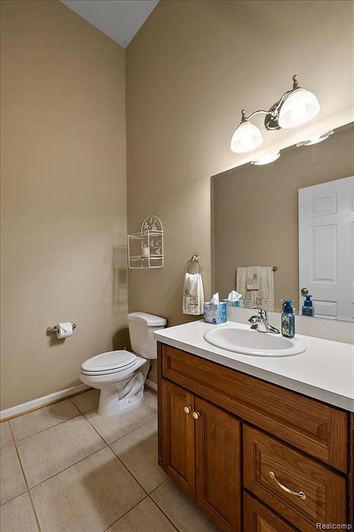 8449 S SHORE Drive, Clarkston, MI 48348 — Photo 26