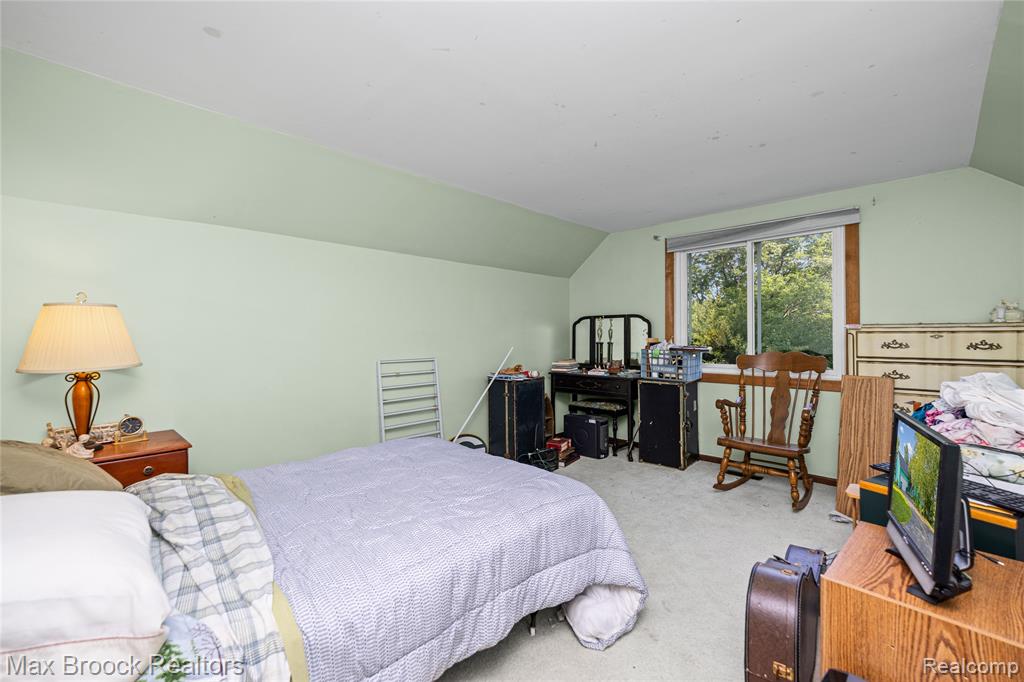 4622 Fleck Drive, Hartland, MI 48430 — Photo 34