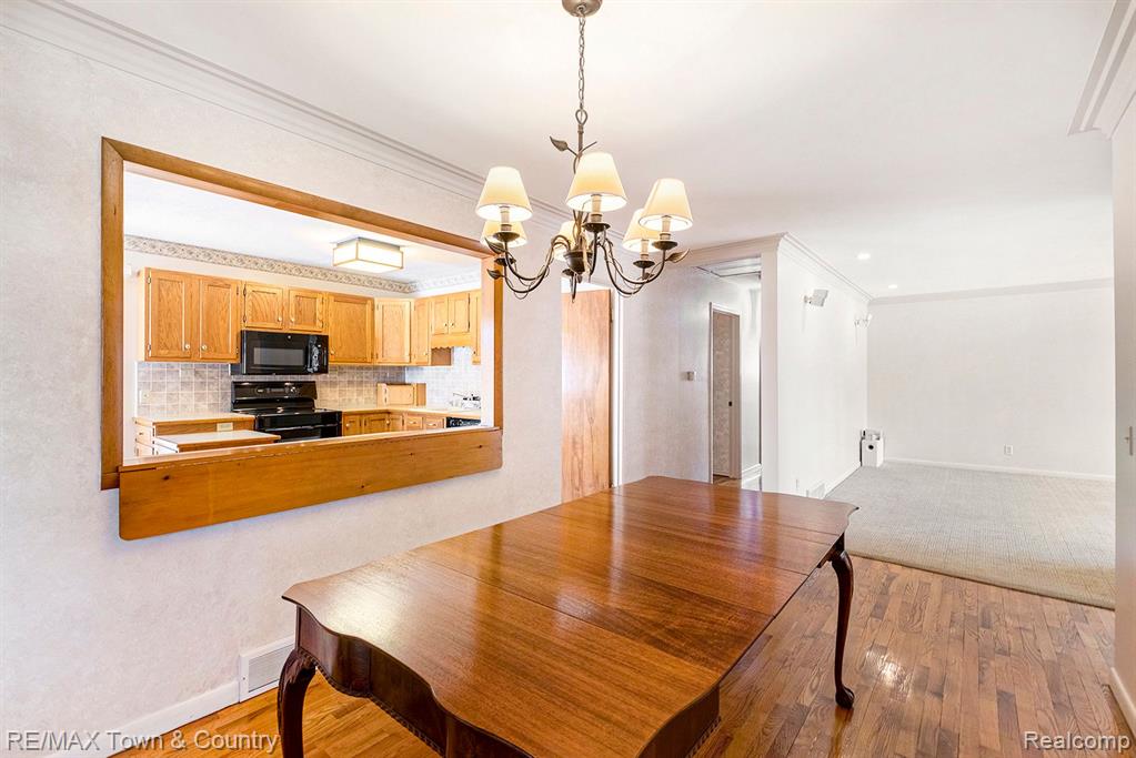 440 CRESTVIEW Street, Flushing, MI 48433 — Photo 8