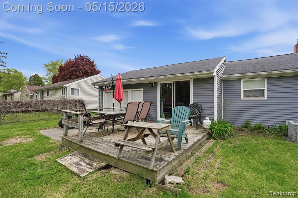 6141 Sandy Lane N, Burton, MI 48519 — Photo 26