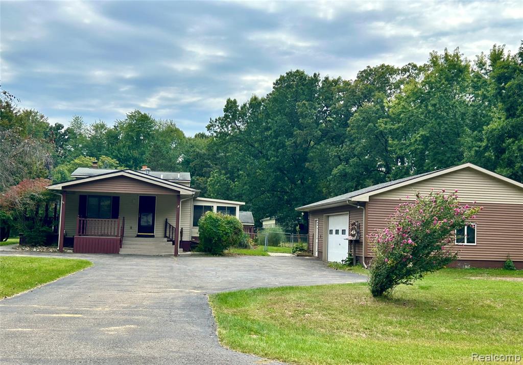 2291 Tomahawk Drive, Lapeer, MI 48446 — Photo 36