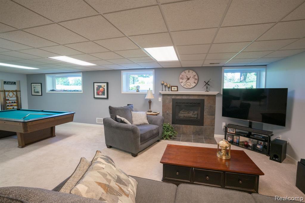 4870 DORAL Drive, Ann Arbor, MI 48108 — Photo 45