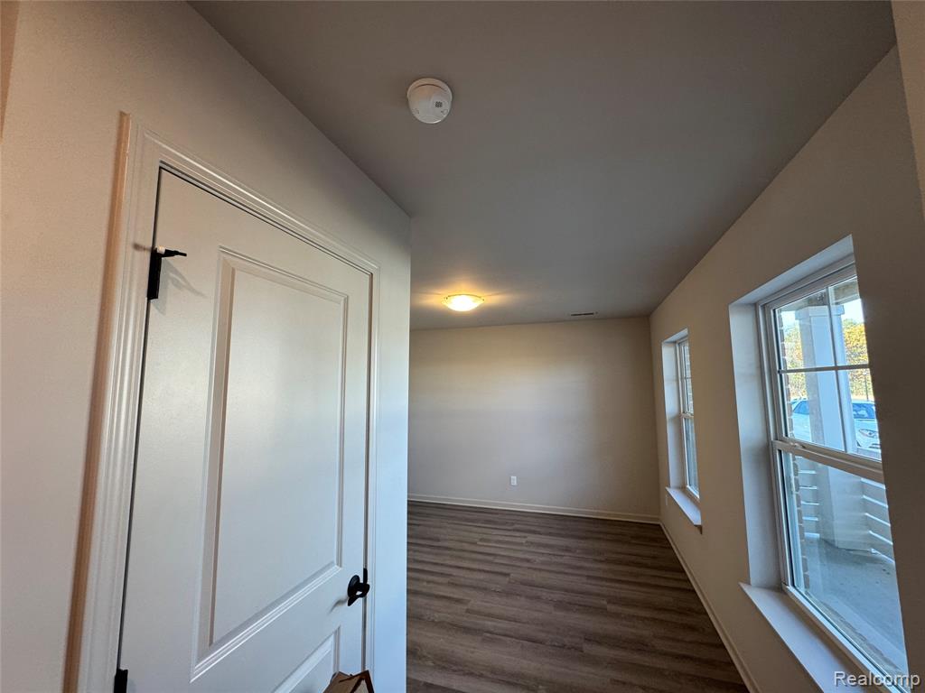 56054 Madison Lane, New Hudson, MI 48165 — Photo 6