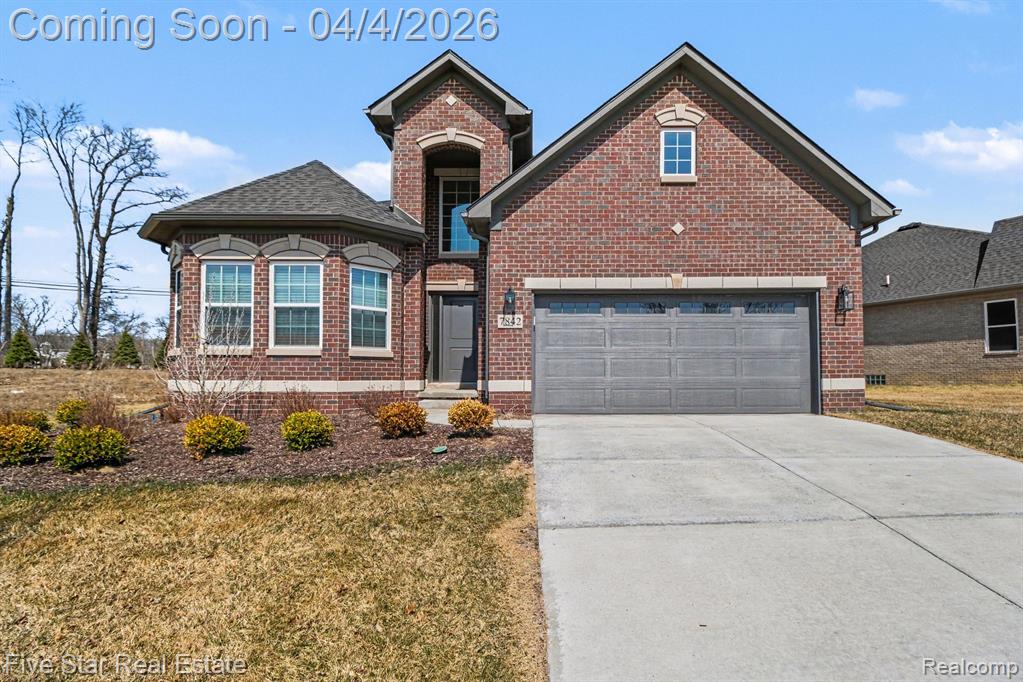 7842 Trailside Court, West Bloomfield, MI 48323 — front exterior