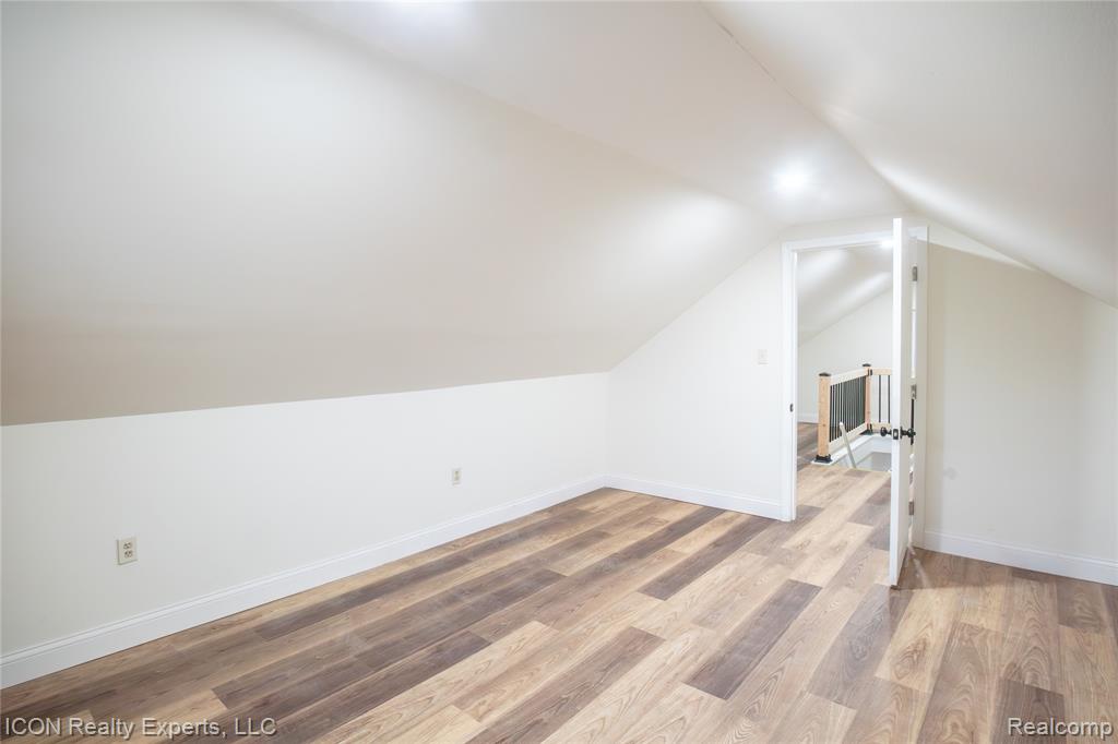 6838 Braun, Center Line, MI 48015 — Photo 21