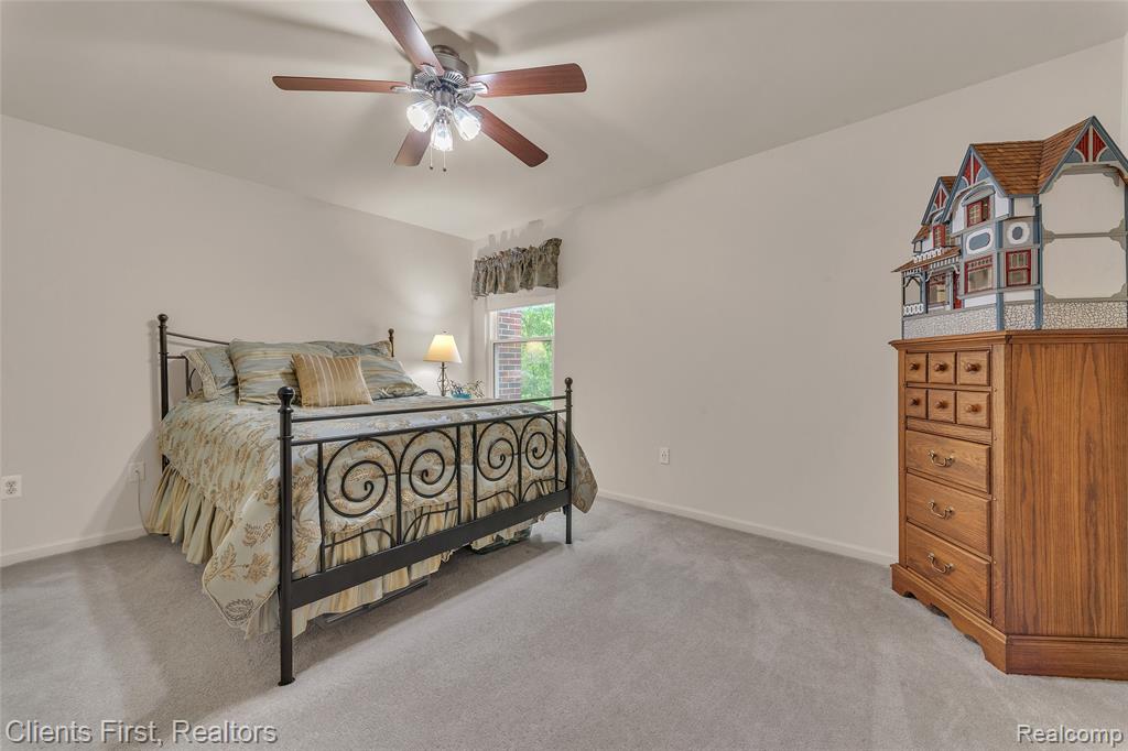530 CONCORD Drive, Canton, MI 48188 — Photo 27