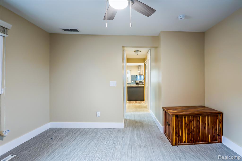 542 Oak Dale Drive, Chelsea, MI 48118 — Photo 39