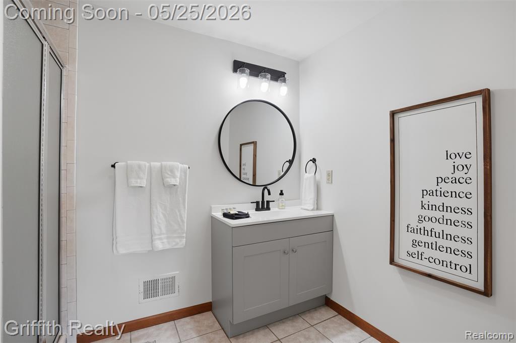 10232 Spencer Road, Brighton, MI 48114 — Photo 38