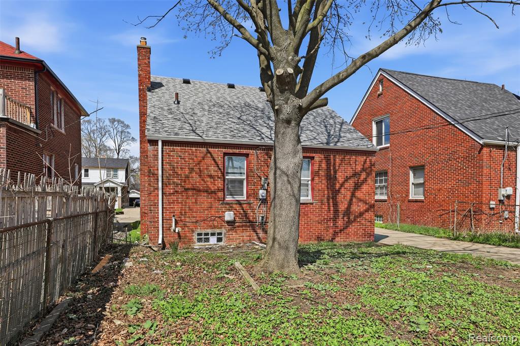 7474 E Robinwood Street, Detroit, MI 48234 — Photo 24