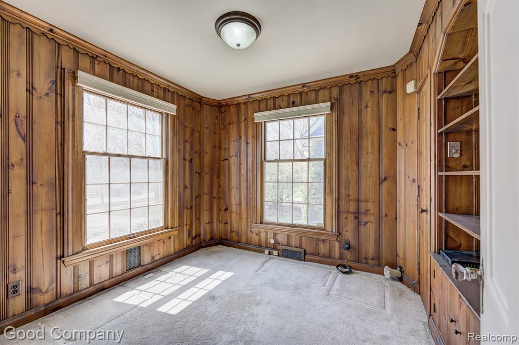 20 OXFORD Boulevard, Pleasant Ridge, MI — Photo 25