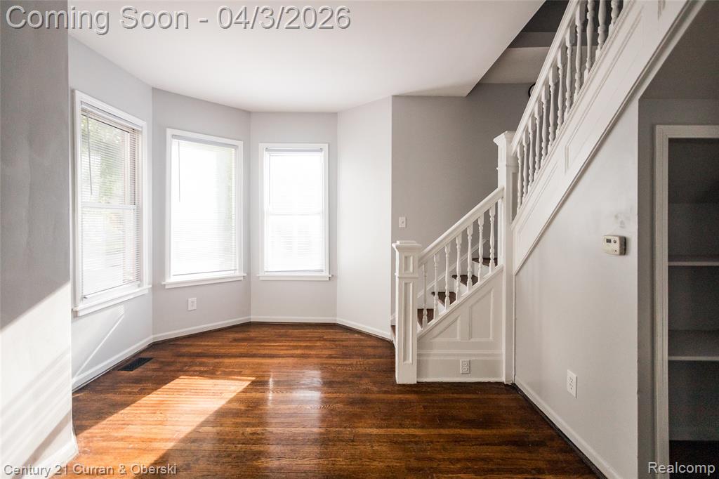 405 E Philadelphia Street, Detroit, MI 48202 — Photo 8
