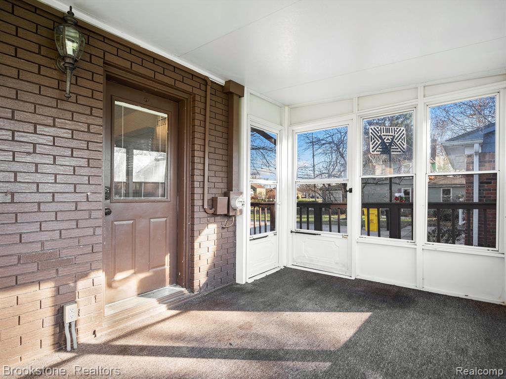 52421 WASHINGTON Street, New Baltimore, MI 48047 — Photo 19