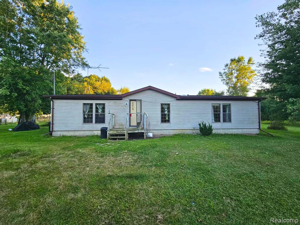 6392 Lake Rd, Millington, MI 48746 — front exterior