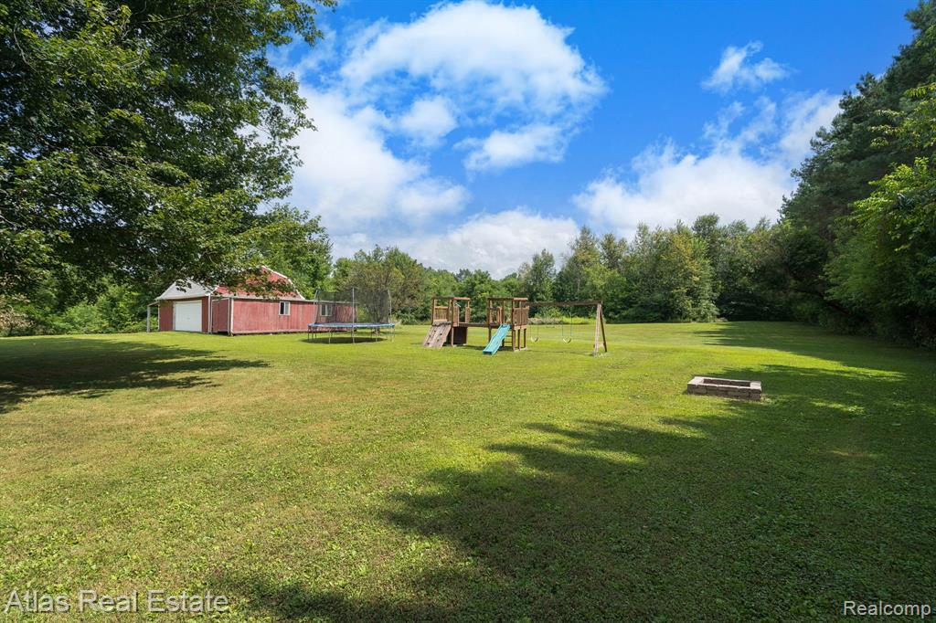 5067 Walker Road, Davison, MI 48423 — Photo 13