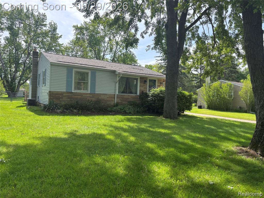 1147 Jay Street, Waterford, MI 48327 — Photo 5