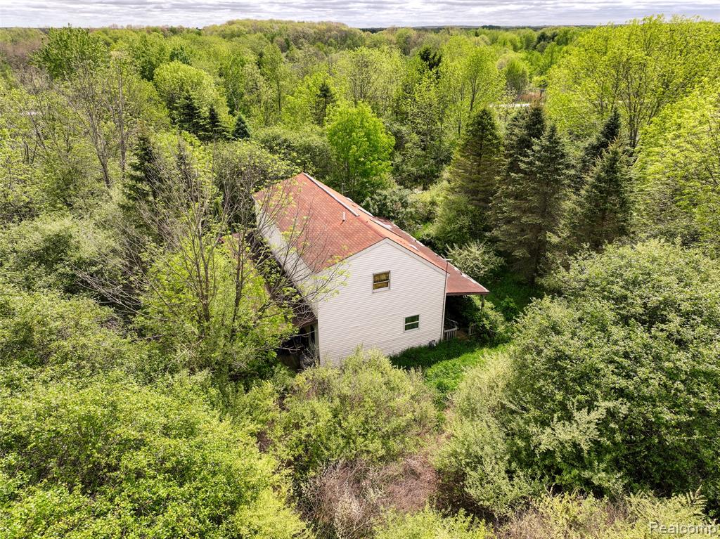 2626 Bullock Road, Lapeer, MI 48446 — Photo 2